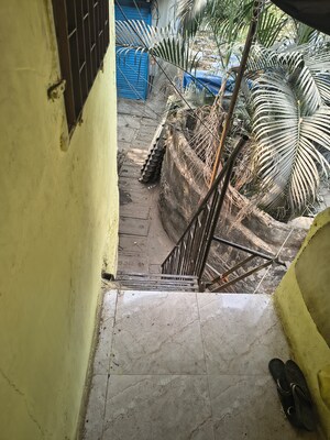 Studio Independent House – Exterior View View at Kurla East - for Rent