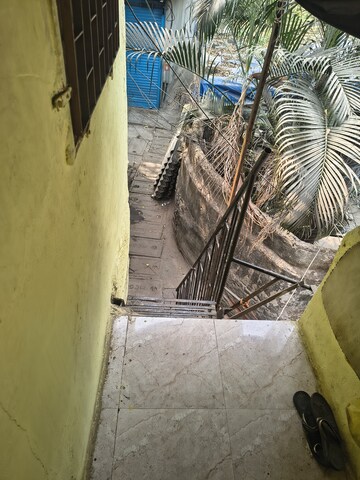 Studio Independent House – Exterior View View at Kurla East - for Rent