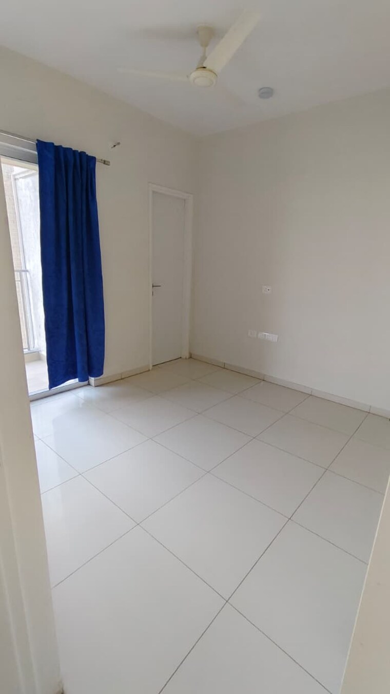 Bathroom, godrej-park-ridge 2 Bedroom 750 Sq.Ft. Apartment In Manjari Pune 9992447