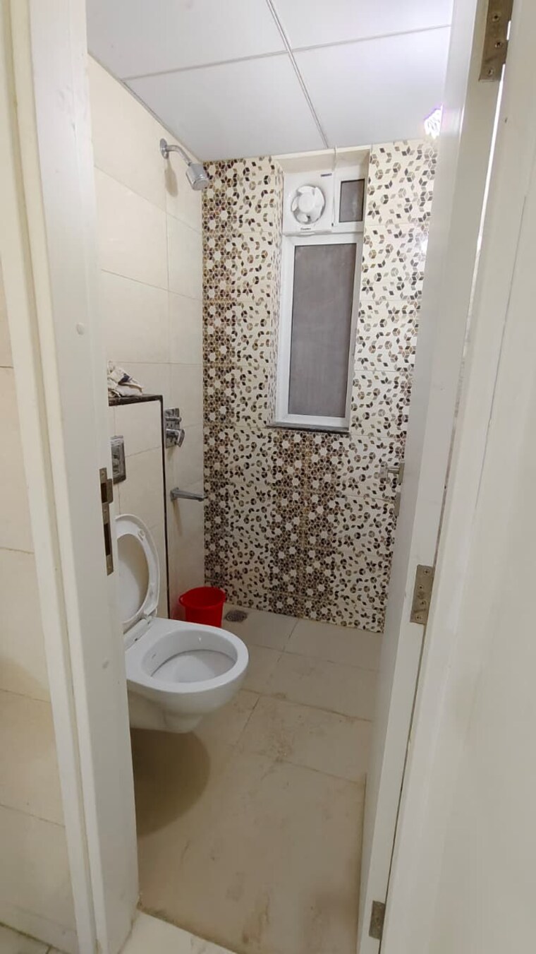 Bathroom, godrej-park-ridge 2 Bedroom 750 Sq.Ft. Apartment In Manjari Pune 9992447