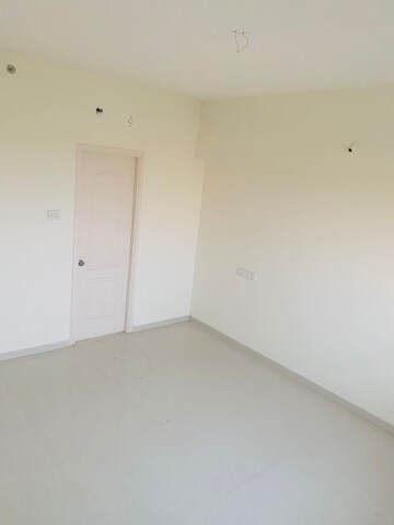 Room in 2 BHK Apartment at Naiknavare Avon Vista Balewadi, Balewadi – for Rent