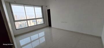 Room in 3 BHK Apartment at Shreeji Atlantis, Malad West – for Rent