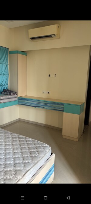 Kitchen in 2 BHK Apartment at Dosti Group Imperia, Manpada – for Sale