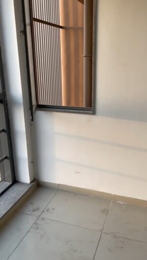 Room in  Office Space at Shilp Epitome, Bodakdev – for Rent