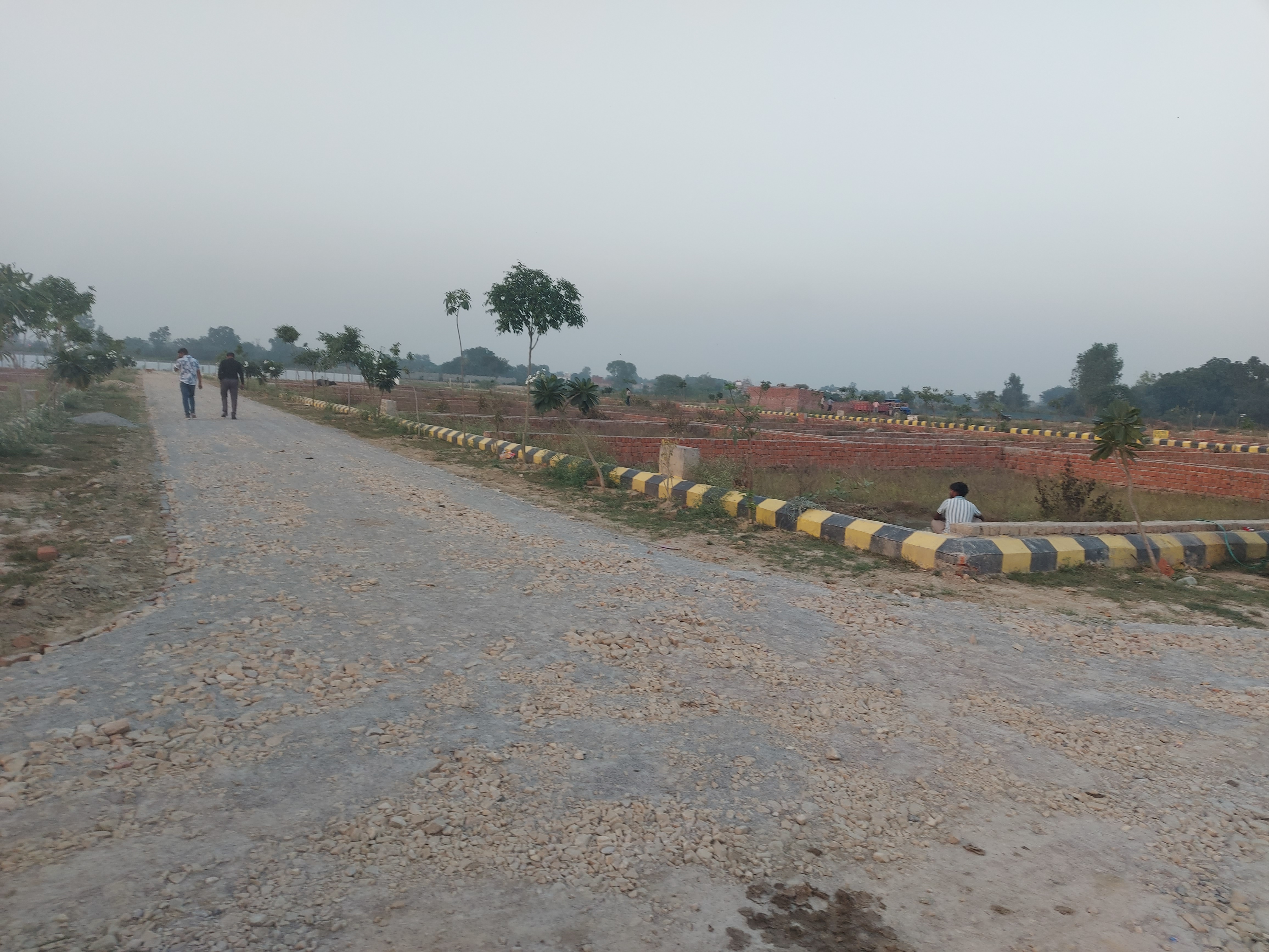 Plot For Sale in Kalli Paschim