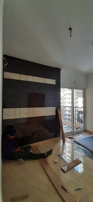 Furnished Amenities in 3.5 BHK Apartment at Gaur City 2 - 14th Avenue, Sector 16c Greater Noida – for Rent