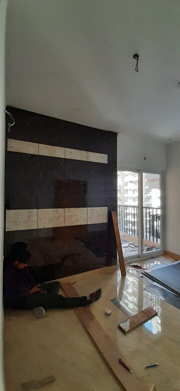 Furnished Amenities in 3.5 BHK Apartment at Gaur City 2 - 14th Avenue, Sector 16c Greater Noida – for Rent