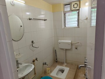 Bathroom in 2 BHK Apartment at Bariatu – for Sale