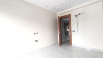 Room in 3 BHK Builder Floor at Sector 4 – for Sale