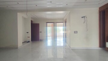 Building Lobby in 3 BHK Builder Floor at Sector 4 – for Sale
