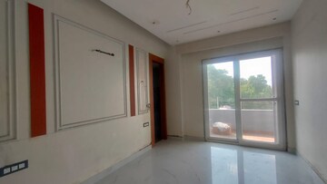 Room in 3 BHK Builder Floor at Sector 4 – for Sale