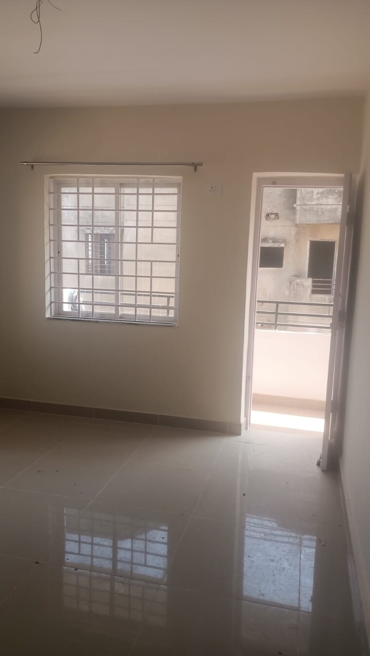 Room, pundag 2 Bedroom 1035 Sq.Ft. Apartment In Pundag Ranchi 9992766