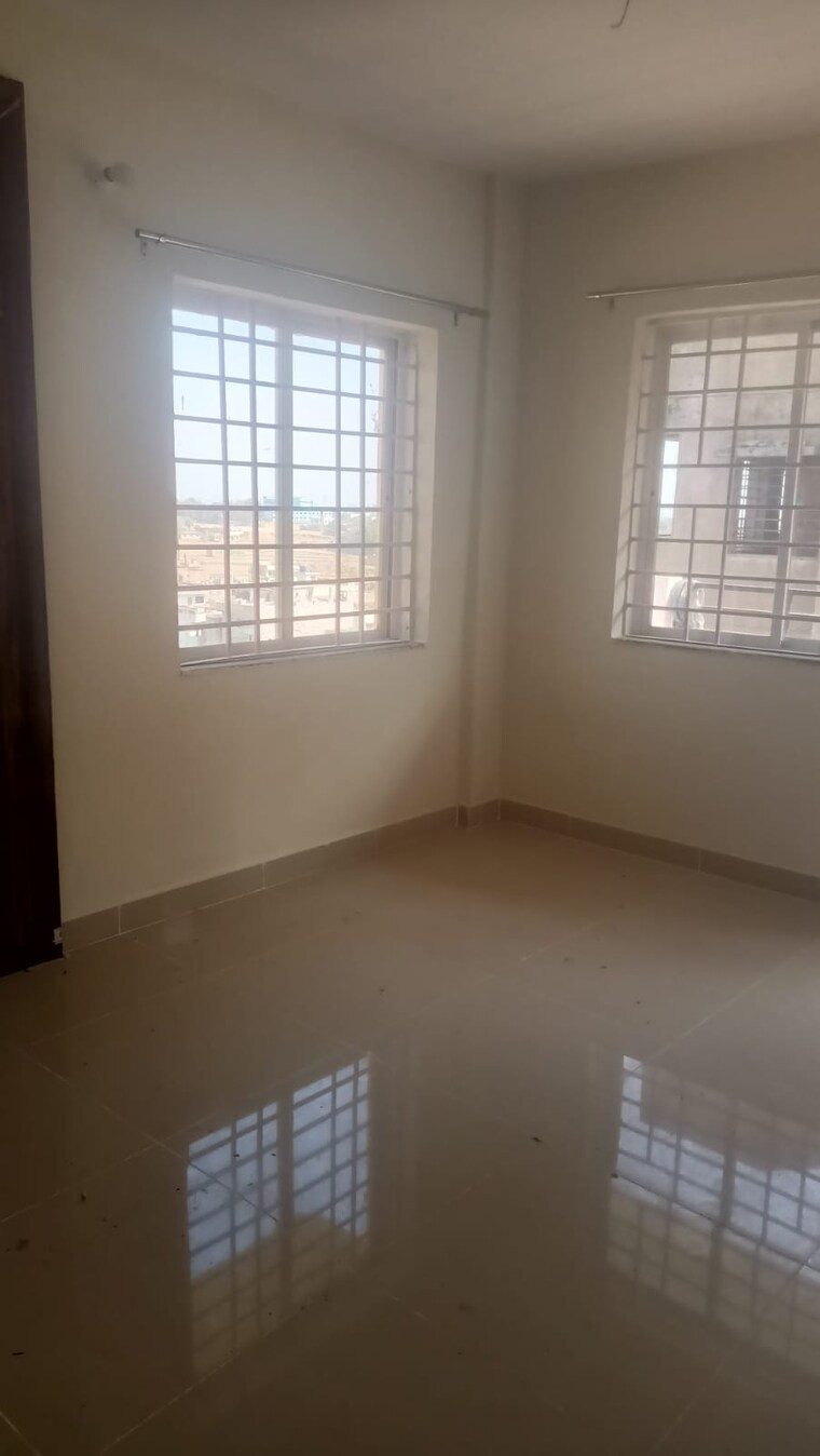 Room, pundag 2 Bedroom 1035 Sq.Ft. Apartment In Pundag Ranchi 9992766