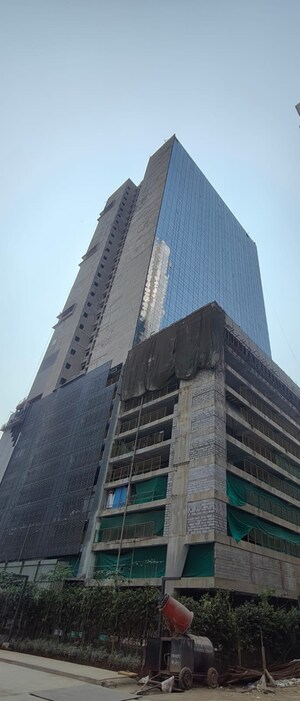  Office Space – Exterior View View at Kalpataru Summit, Mulund West - for Sale