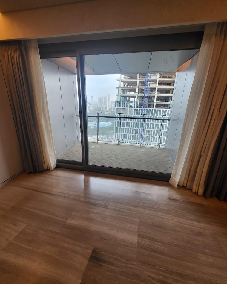 Room, lodha-world-crest 5 Bedroom 2390 Sq.Ft. Apartment In Worli Mumbai 9992786