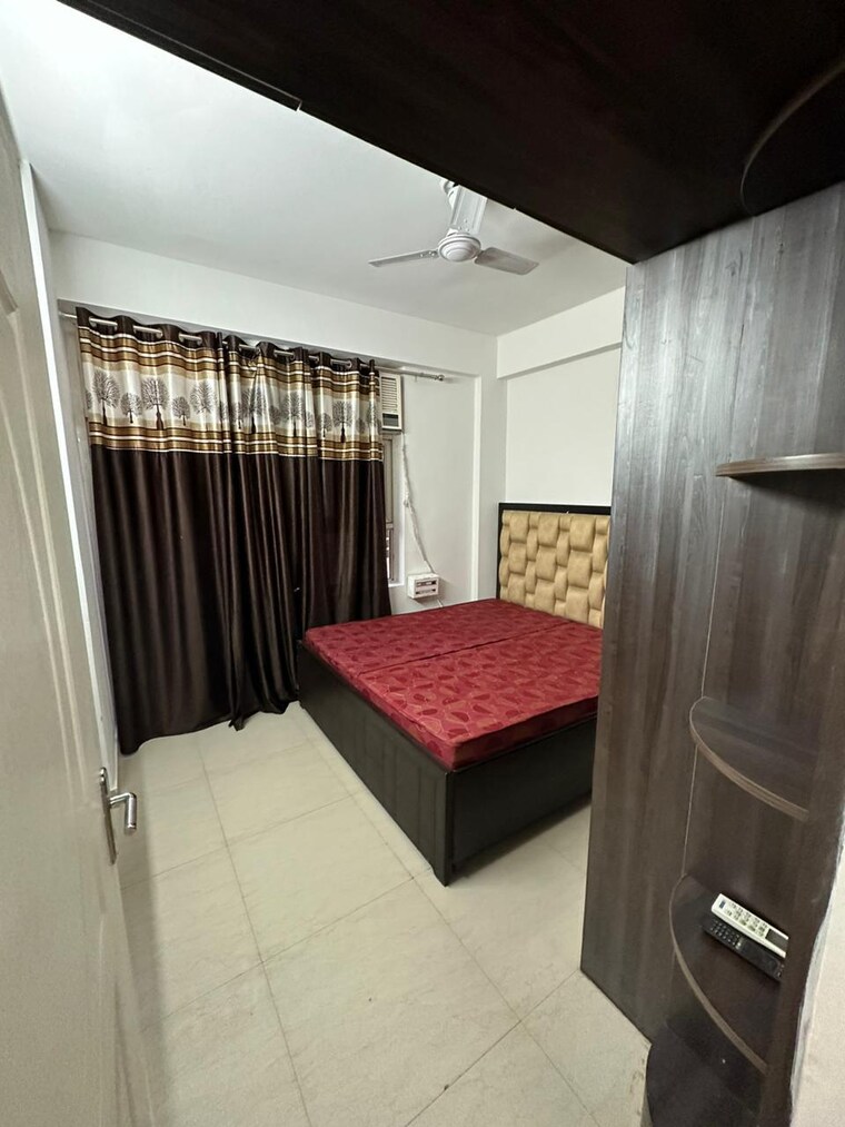 Master Bedroom, shree-vardhman-mantra 2 Bedroom 800 Sq.Ft. Apartment In Sector 67 Gurgaon 9993630