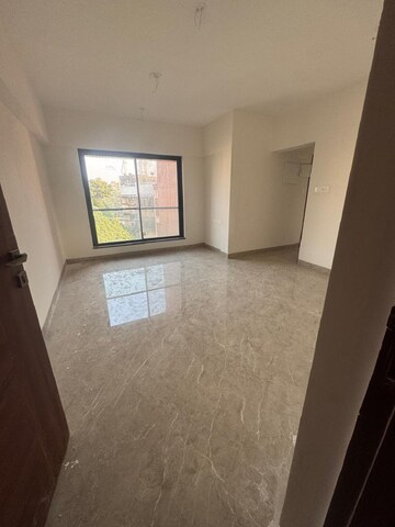 Room in 2 BHK Apartment at Santacruz West – for Rent