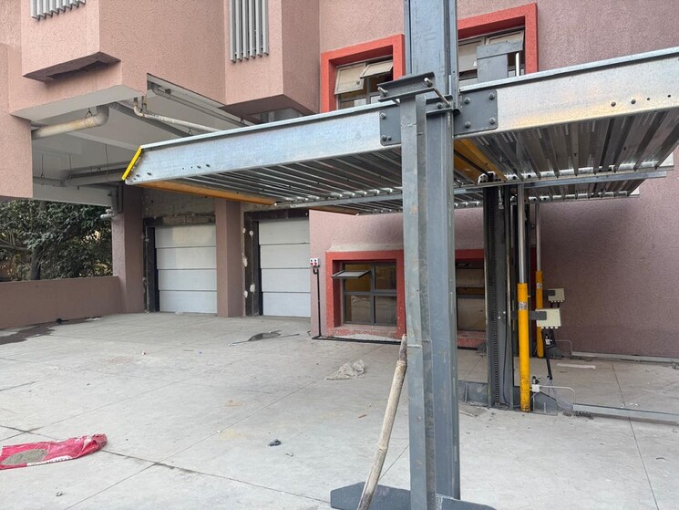 Exterior View, santacruz west 2 Bedroom 700 Sq.Ft. Apartment In Santacruz West Mumbai 9993608