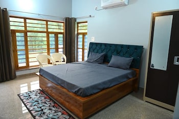 Bhutani Astrathum