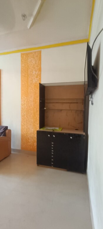 1 BHK Builder Floor for Rent in Kurla West, Mumbai