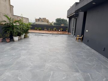 Terrace in 1 BHK Apartment at Sushant Lok 2, Sector 57 – for Rent