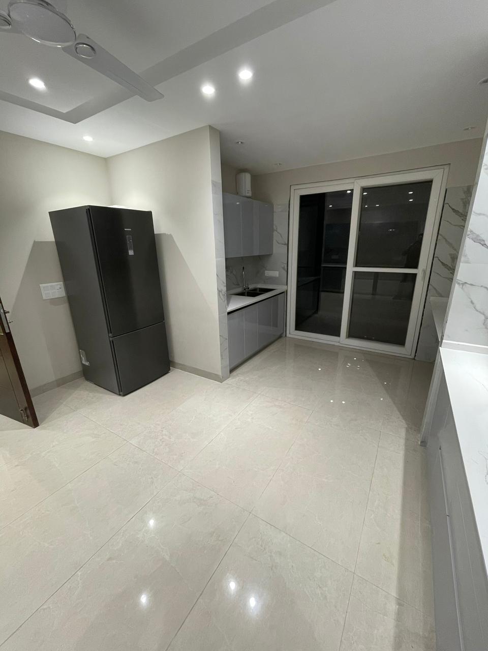 1 BHK + Pooja Room Apartment For Rent in Sushant Lok 2