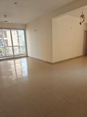 Room in 3 BHK Apartment at Tulip Violet, Sector 69 – for Rent