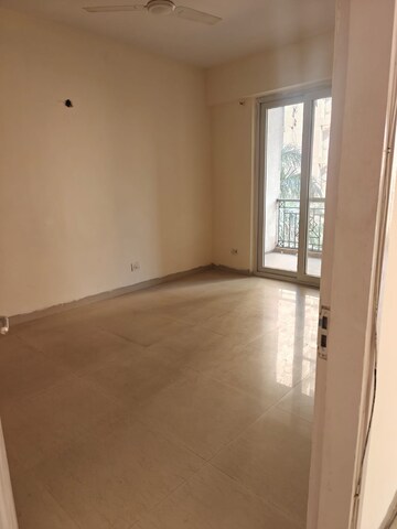 Room in 3 BHK Apartment at Tulip Violet, Sector 69 – for Rent