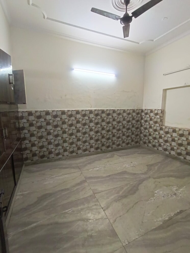 Bathroom, govindpuri 1 Bedroom 540 Sq.Ft. Builder Floor In Govindpuri Delhi 10001057