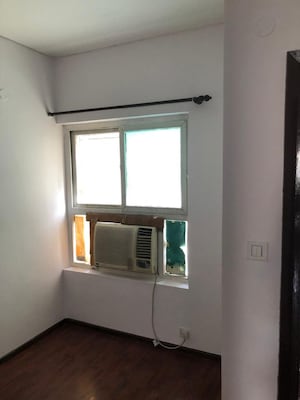 Room in 3 BHK Builder Floor at Sector 89 – for Sale