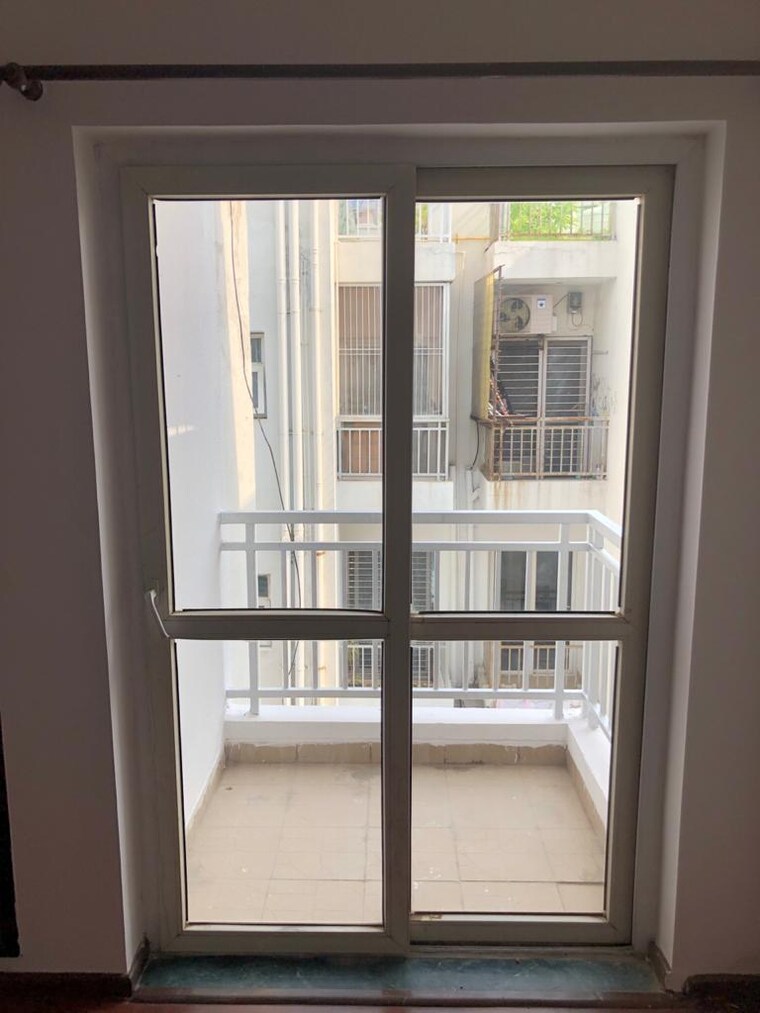 Balcony, sector 89 3 Bedroom 180 Sq.Yd. Builder Floor In Sector 89 Faridabad 10003307