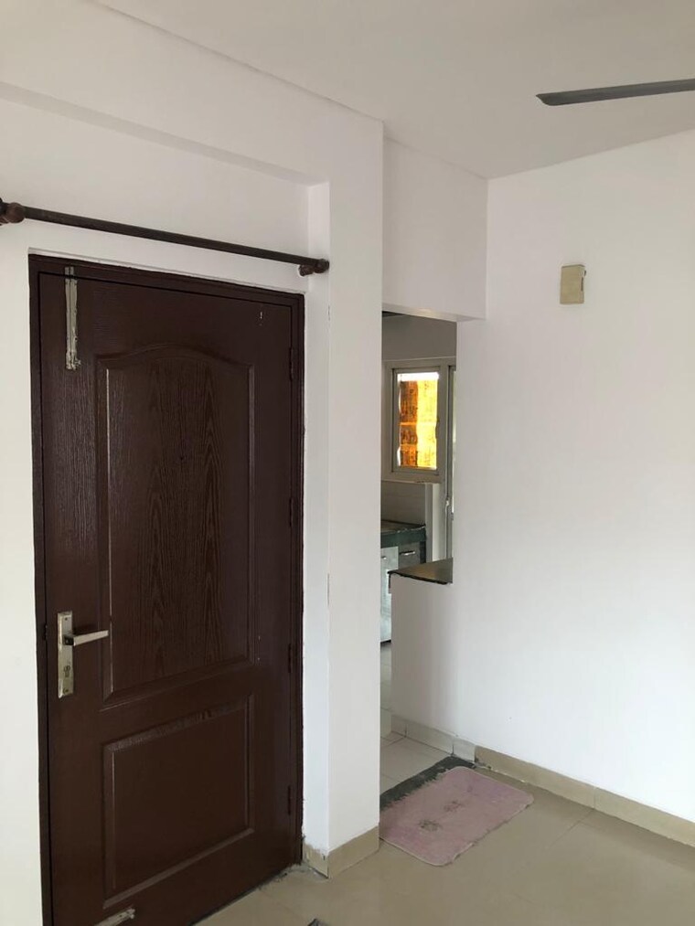 Room, sector 89 3 Bedroom 180 Sq.Yd. Builder Floor In Sector 89 Faridabad 10003307