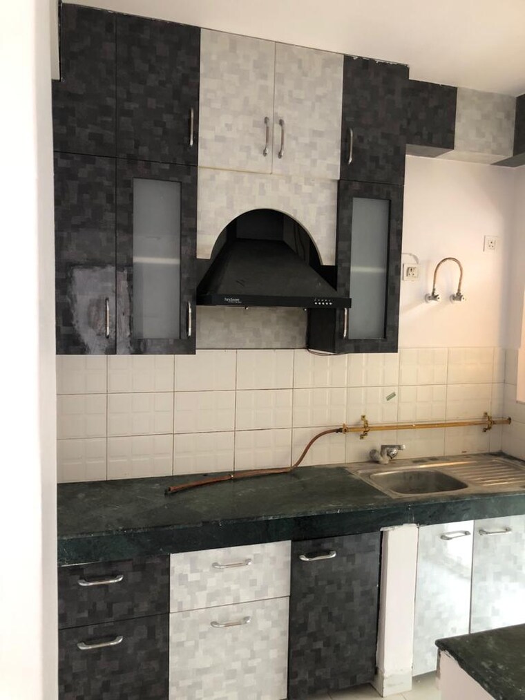 Kitchen, sector 89 3 Bedroom 180 Sq.Yd. Builder Floor In Sector 89 Faridabad 10003307