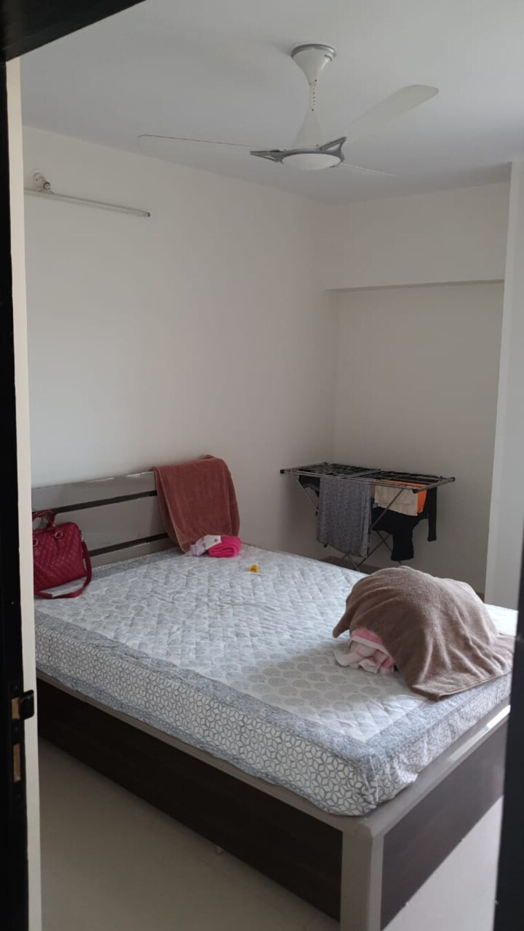 Bedroom, dosti-group-vihar 2.5 Bedroom 1212 Sq.Ft. Apartment In Samata Nagar Thane 10003372