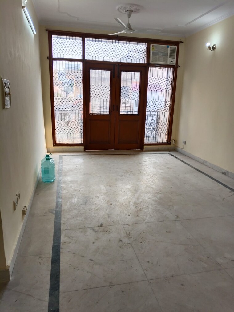 Room, malviya nagar 2 Bedroom 900 Sq.Ft. Builder Floor In Malviya Nagar Delhi 10003394