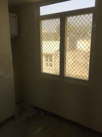 Room in 2 BHK Builder Floor at Malviya Nagar – for Rent