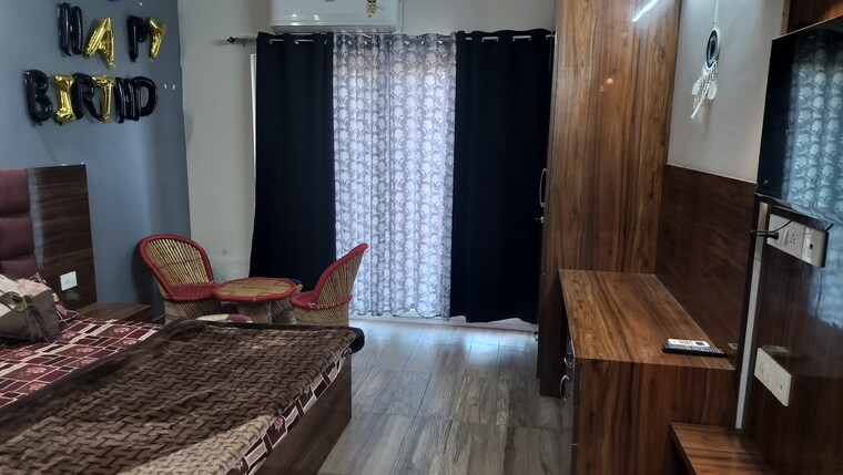 Bedroom, paramount-golfforeste 1 Bedroom 435 Sq.Ft. Apartment In Zeta I Greater Noida Greater Noida 10003415