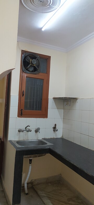 Furnished Amenities in 2 BHK Builder Floor at Khirki Extension – for Rent