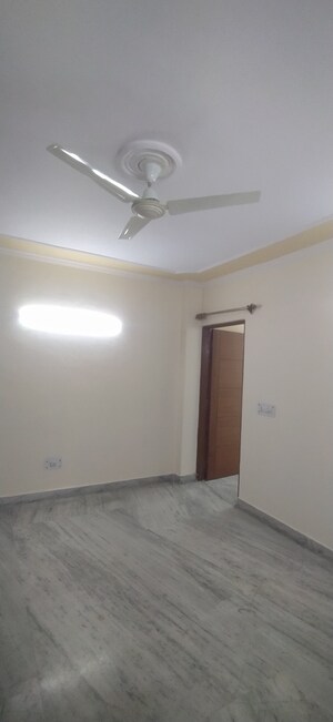 Furnished Amenities in 2 BHK Builder Floor at Khirki Extension – for Rent