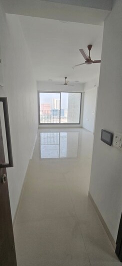 2 BHK Apartment For Rent in Sunteck City Avenue 4