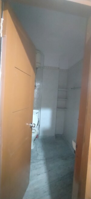 Furnished Amenities in 2 BHK Builder Floor at Khirki Extension – for Rent