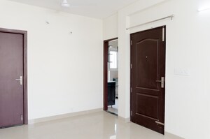 Room in 3 BHK Builder Floor at BPTP Park Elite Floor II, Sector 75 – for Sale