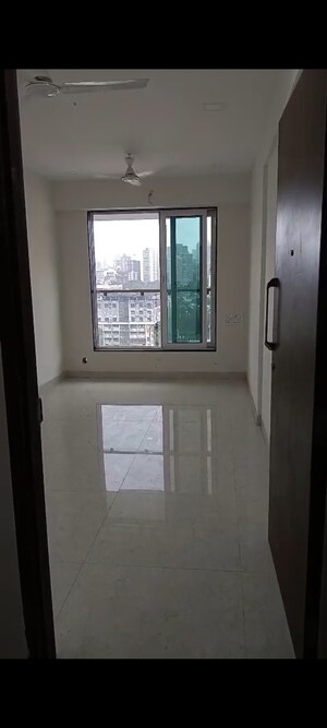 2 BHK Apartment For Sale in Triumph Swastik, Malad West