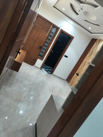 Furnished Amenities in 4 BHK Villa at NK Sharma Savitry Greens 2, Ghazipur – for Sale