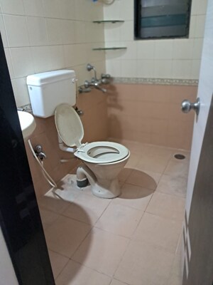 Bathroom in 2 BHK Apartment at Ashok Nagar Complex Ashok Nagar, Ashok Nagar – for Rent
