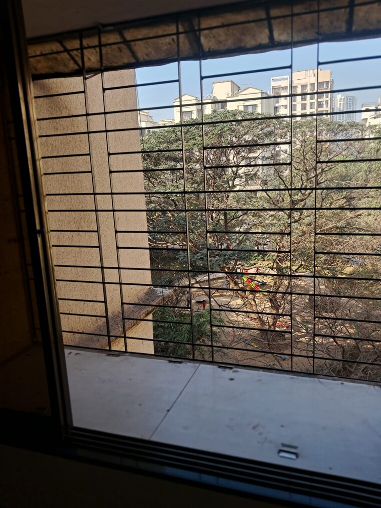 Balcony, ashok-nagar-complex-ashok-nagar 2 Bedroom 650 Sq.Ft. Apartment In Ashok Nagar Thane 10003834