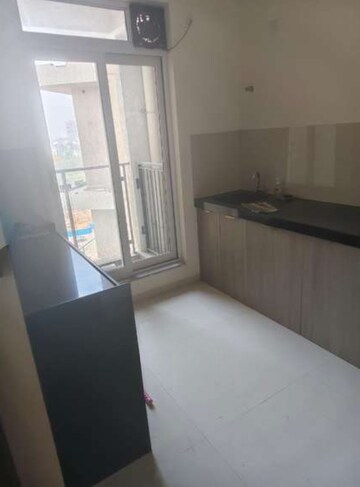 Bathroom in 4 BHK Apartment at Raj Tattva, Kapur Bawdi – for Rent