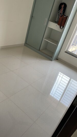 Room in 2 BHK Apartment at Excellaa Panama Park, Lohgaon – for Rent