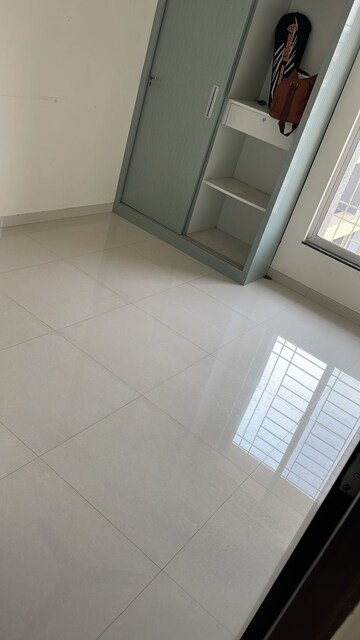 Room in 2 BHK Apartment at Excellaa Panama Park, Lohgaon – for Rent