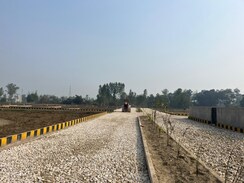 Plot For Sale in Sultanpur Road